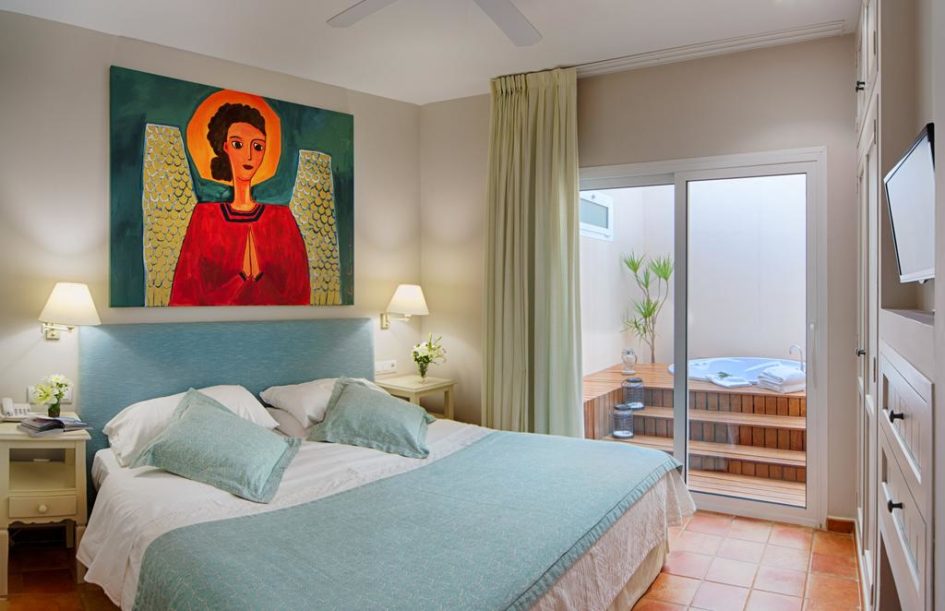 ¿Te escaparás a una de estas 6 Suites con Jacuzzi Exterior Privado