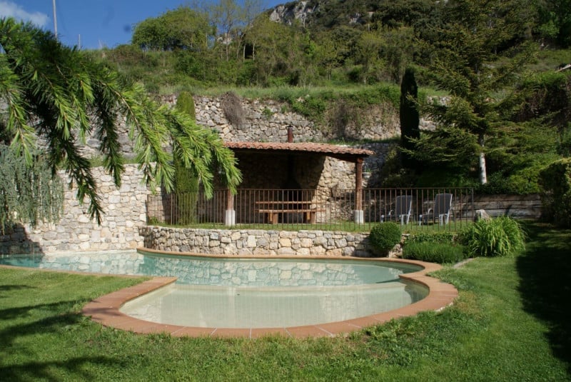 Escapada rural con piscina en Lleida